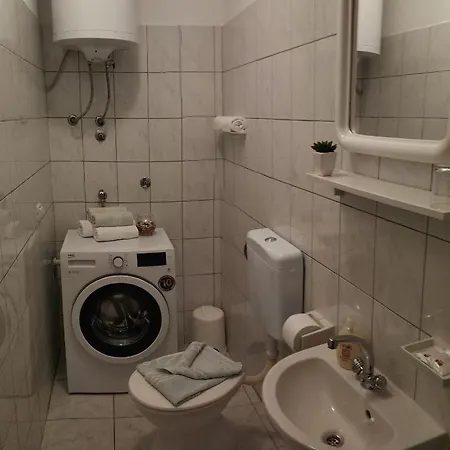 Tanja شقة